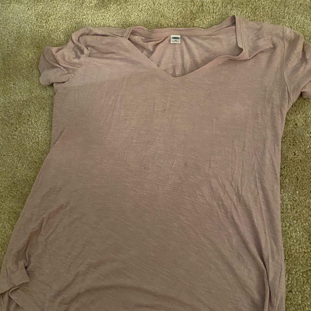 Old navy v- neck tshirt